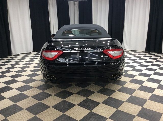 2011 Maserati GranTurismo Convertible 2dr - 22764437 - 4