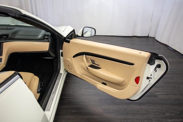 2011 Maserati GranTurismo Convertible 2dr - 23002698 - 16