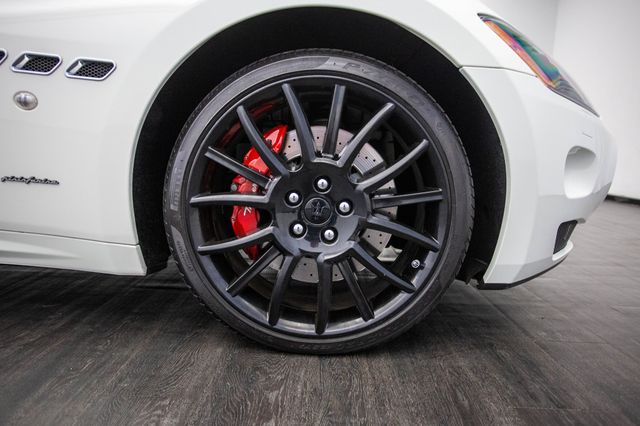 2011 Maserati GranTurismo Convertible 2dr - 23002698 - 37