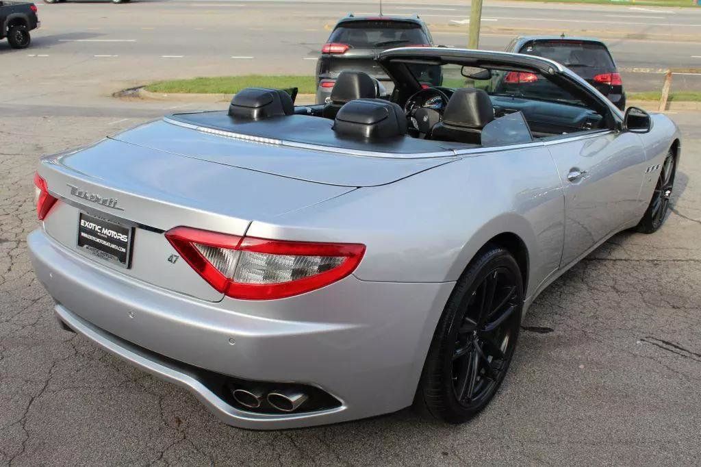 2011 Maserati GranTurismo Convertible CONVERTIBLE, PININFARINA, XENONS, CLEAN CARFAX, 20" WHEELS!!! - 22470257 - 9