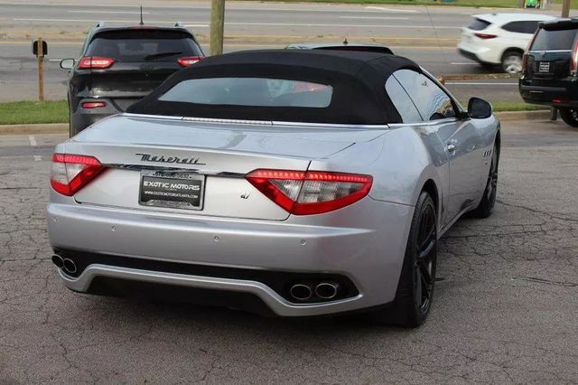 2011 Maserati GranTurismo Convertible CONVERTIBLE, PININFARINA, XENONS, CLEAN CARFAX, 20" WHEELS!!! - 22470257 - 49