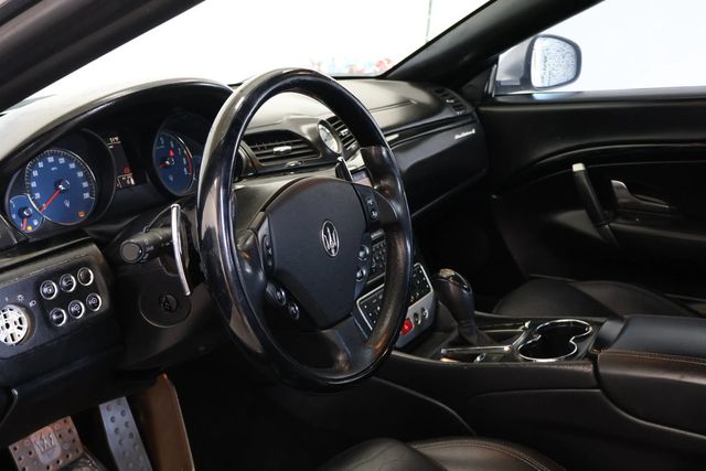 2011 Maserati GranTurismo Convertible CONVERTIBLE, PININFARINA, XENONS, CLEAN CARFAX, 20" WHEELS!!! - 22470257 - 61