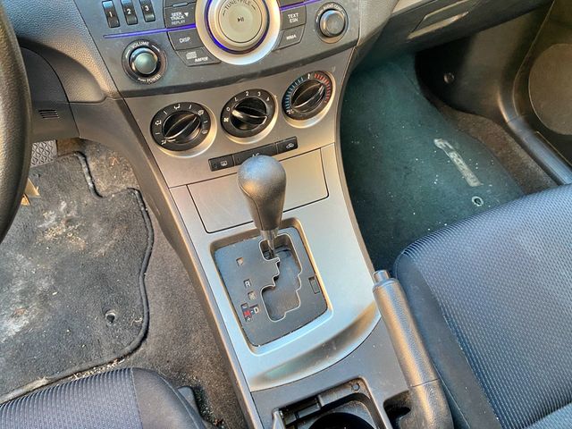 2011 Mazda Mazda3 4dr Sedan Automatic i Sport - 23009726 - 9
