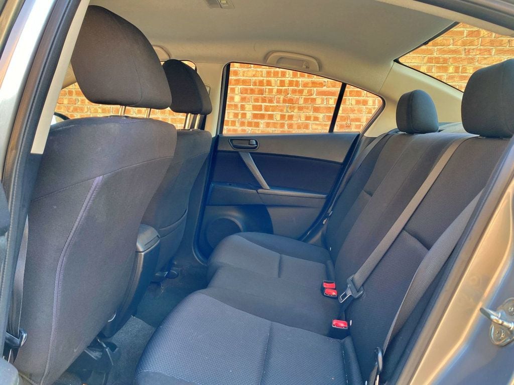 2011 Mazda Mazda3 4dr Sedan Automatic i Sport - 23009726 - 11