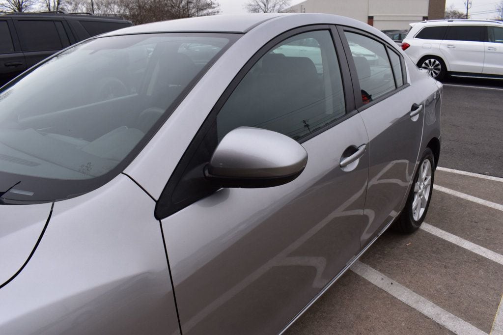 2011 Mazda Mazda3 4dr Sedan Automatic i Touring - 22753468 - 35