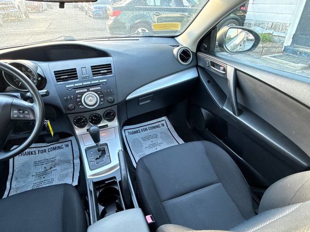 2011 Mazda Mazda3 4dr Sedan Automatic i Touring - 22910502 - 19