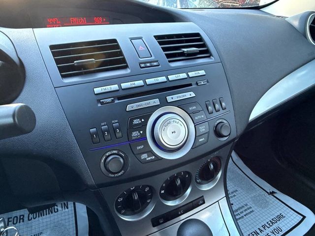 2011 Mazda Mazda3 4dr Sedan Automatic i Touring - 22910502 - 23