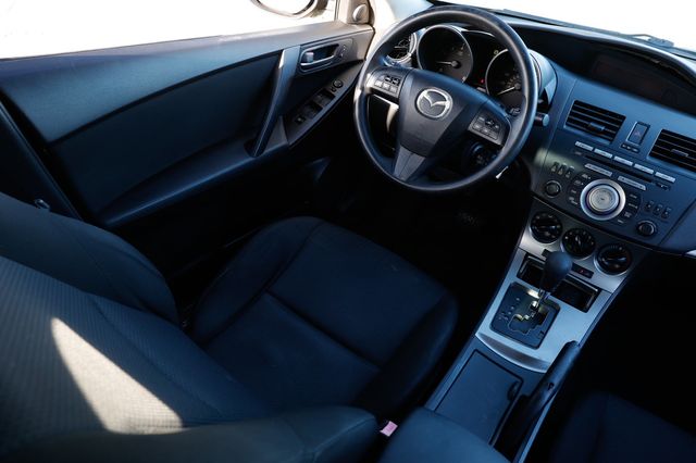 2011 Mazda Mazda3 4dr Sedan Automatic i Touring - 22974527 - 24
