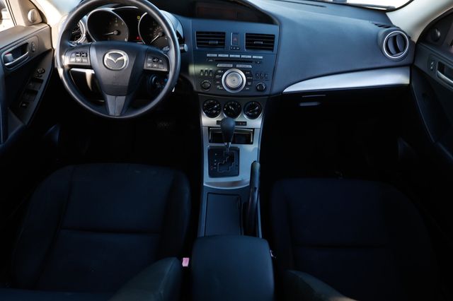 2011 Mazda Mazda3 4dr Sedan Automatic i Touring - 22974527 - 25