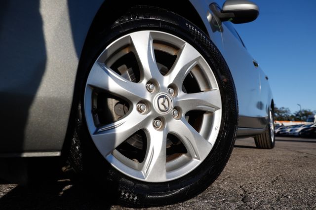 2011 Mazda Mazda3 4dr Sedan Automatic i Touring - 22974527 - 33