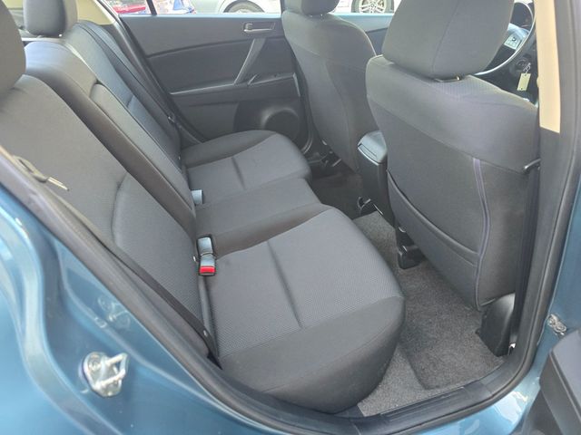 2011 Mazda Mazda3 4dr Sedan Manual i Touring - 23070872 - 14