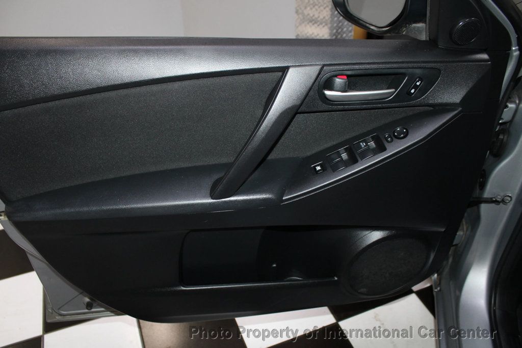 2011 Mazda Mazda3 4dr Sedan Manual i Touring - 22921847 - 10