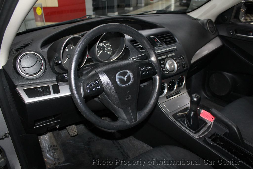2011 Mazda Mazda3 4dr Sedan Manual i Touring - 22921847 - 11