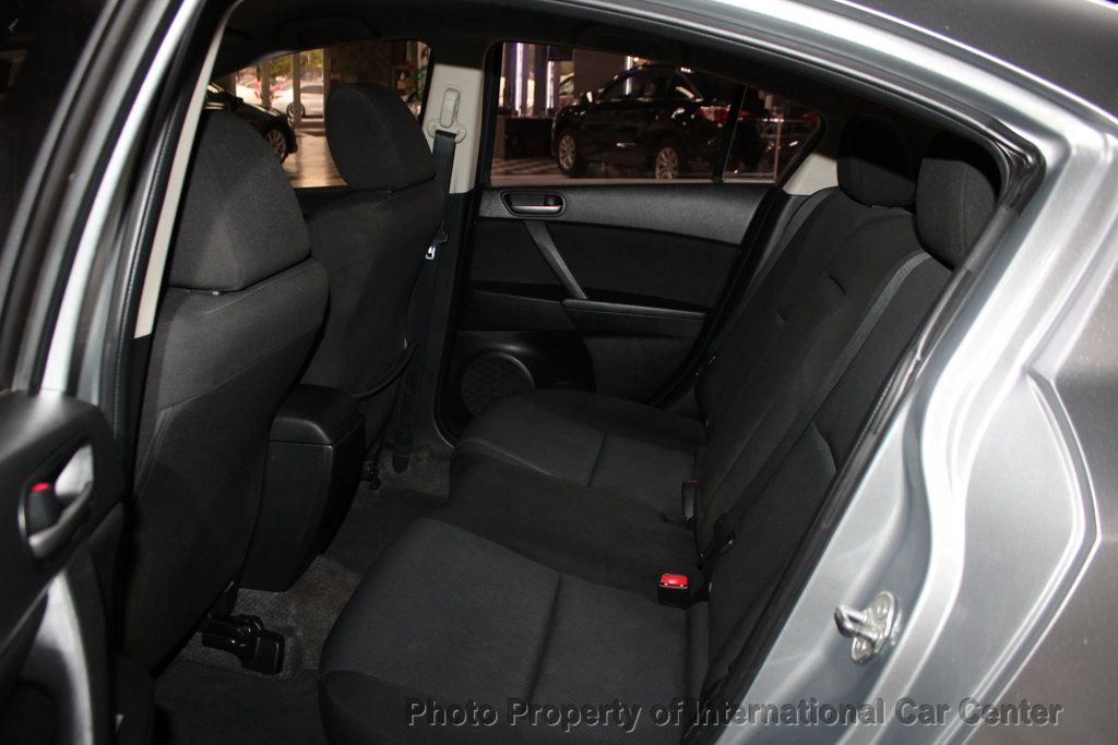 2011 Mazda Mazda3 4dr Sedan Manual i Touring - 22921847 - 18