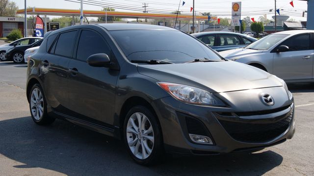 2011 Mazda Mazda3 JUST SERVICED, VERY CLEAN INSIDE AND OUT  - 22997976 - 3