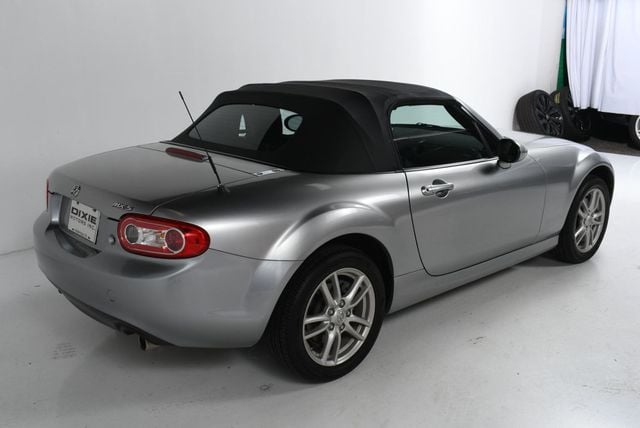 2011 Mazda MX-5 Miata 2dr Convertible Manual Sport - 22486221 - 10