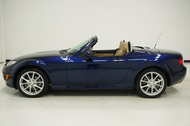 2011 Mazda MX-5 Miata 2dr Convertible PRHT Automatic Grand Touring - 23013773 - 32