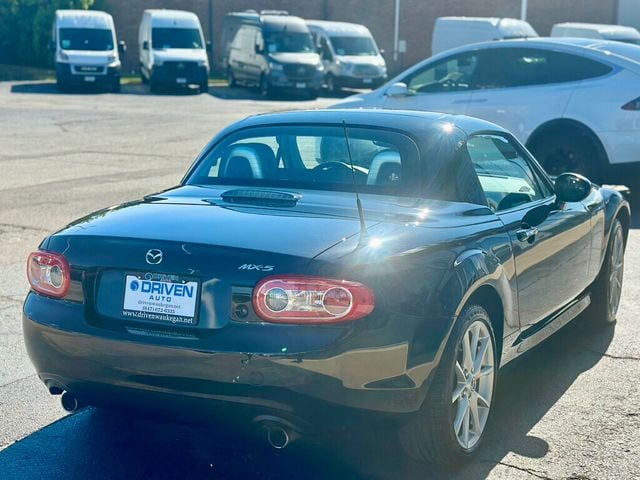 2011 Mazda MX-5 Miata 2dr Convertible PRHT Automatic Grand Touring - 22594782 - 4