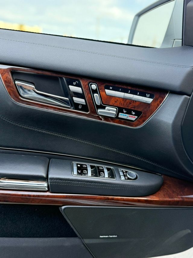 2011 Mercedes-Benz CL-Class CL550 4MATIC - 23014498 - 19