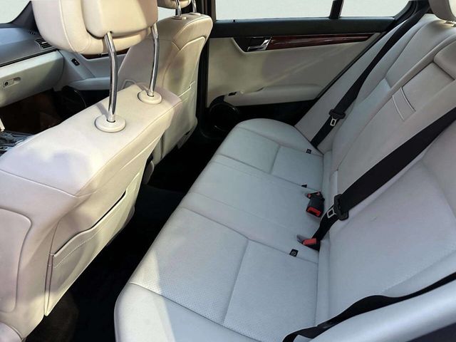 2011 Mercedes-Benz C-Class 4dr Sedan C 300 Luxury 4MATIC - 22961864 - 9