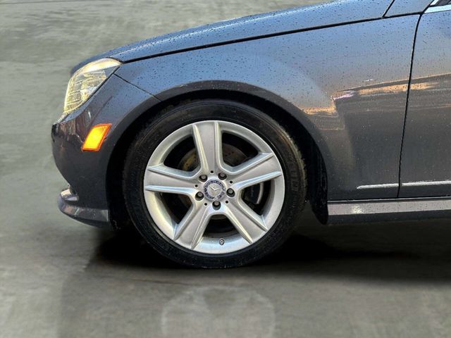 2011 Mercedes-Benz C-Class 4dr Sedan C 300 Luxury 4MATIC - 22961864 - 16