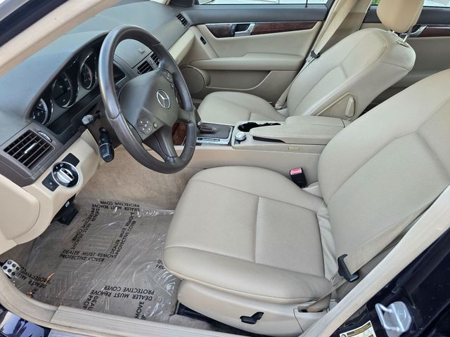 2011 Mercedes-Benz C-Class 4dr Sedan C 300 Sport 4MATIC - 23052694 - 6