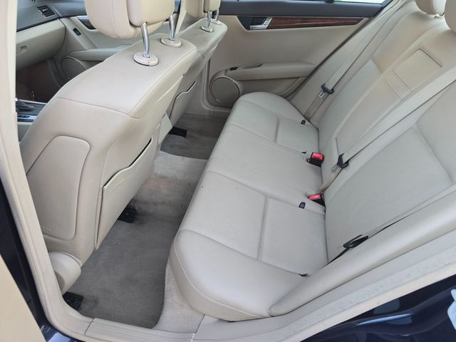 2011 Mercedes-Benz C-Class 4dr Sedan C 300 Sport 4MATIC - 23052694 - 8