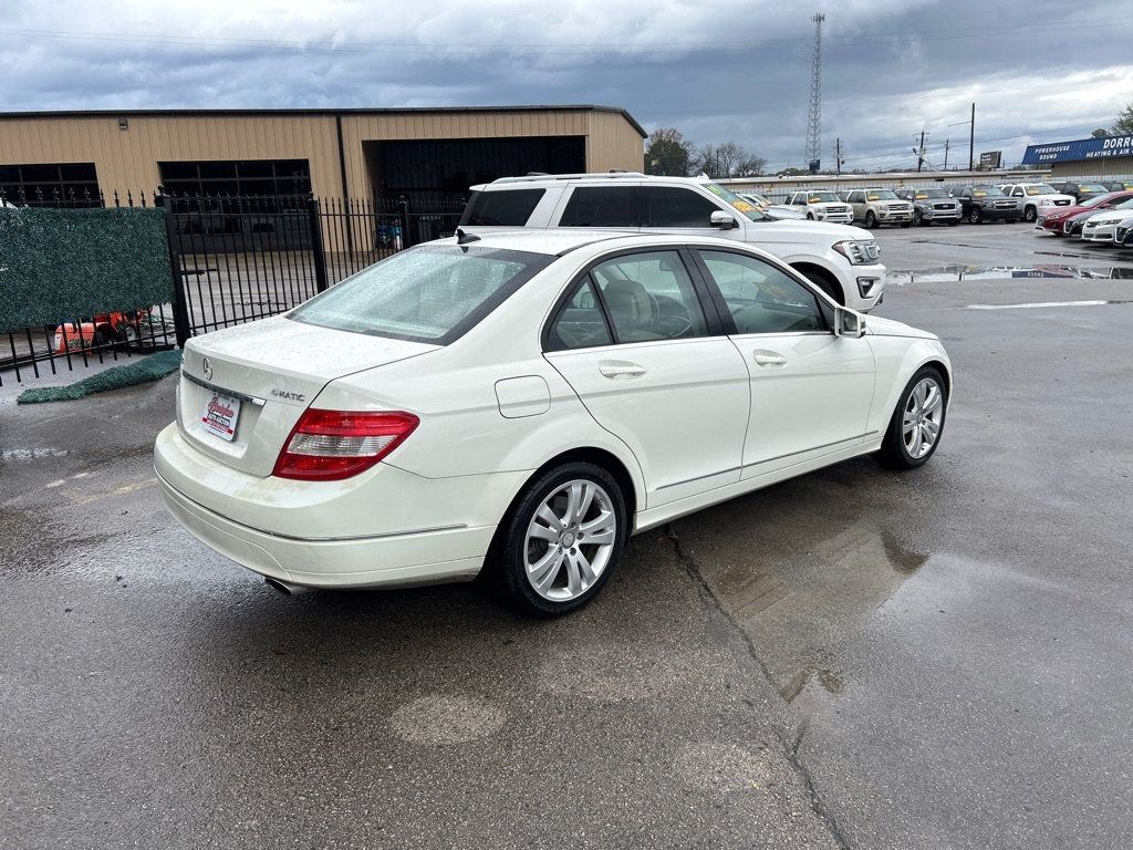 2011 Mercedes Benz C Sedan 300 Sport 4MATIC photo 2