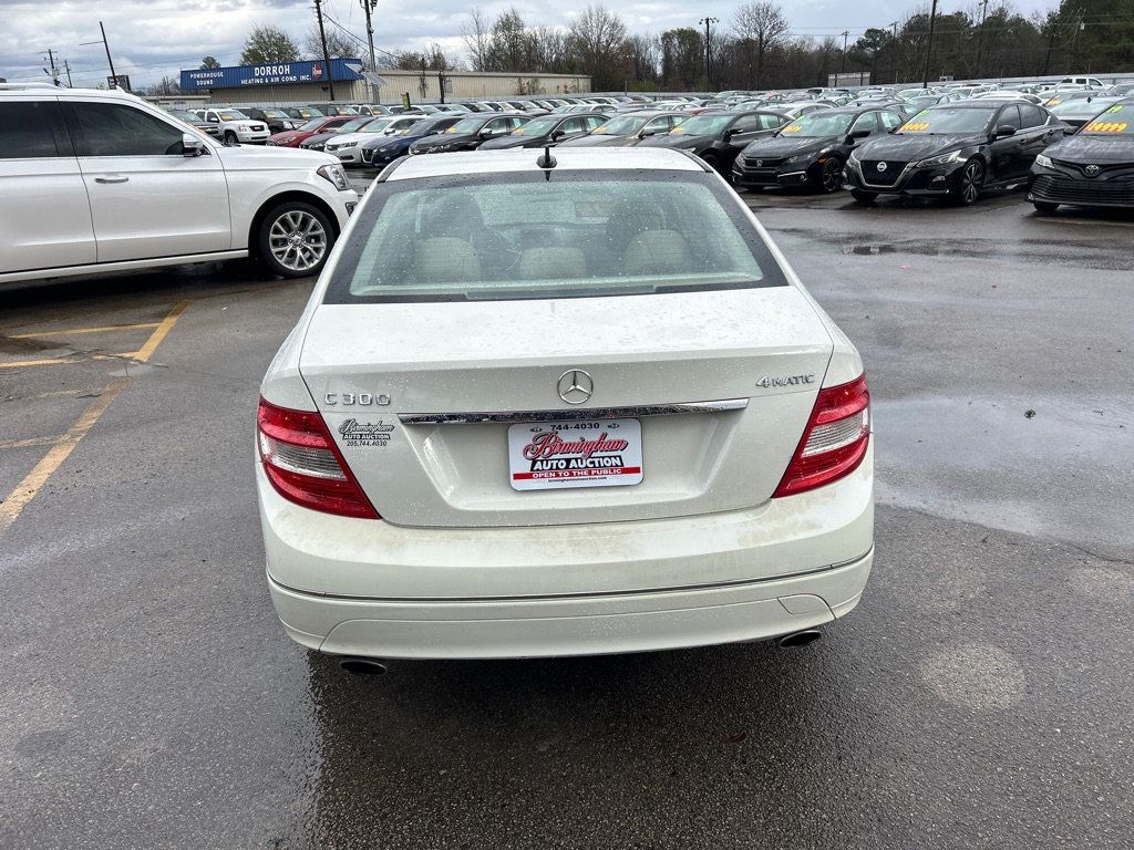 2011 Mercedes Benz C Sedan 300 Sport 4MATIC photo 3