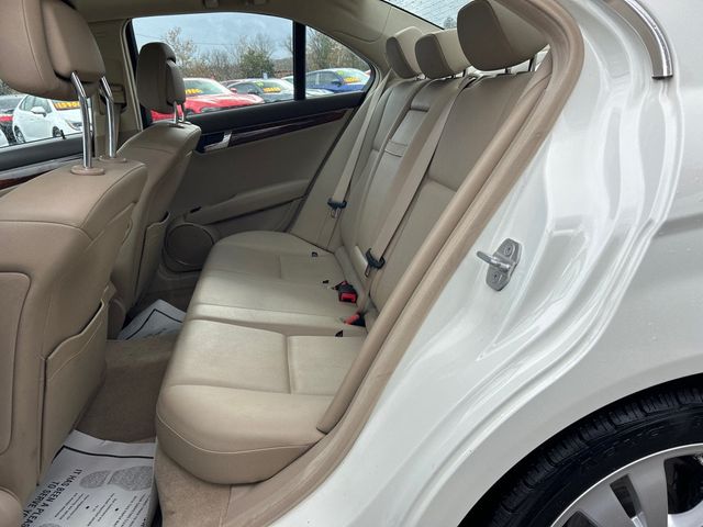 2011 Mercedes-Benz C-Class 4dr Sedan C 300 Sport 4MATIC - 22951060 - 6