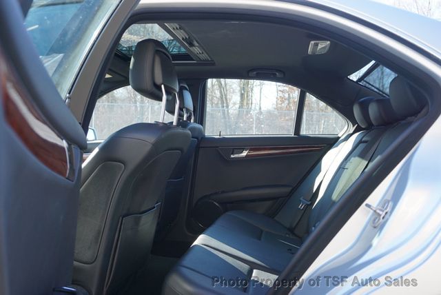 2011 Mercedes-Benz C-Class 4dr Sedan C 300 Sport 4MATIC - 22974491 - 11