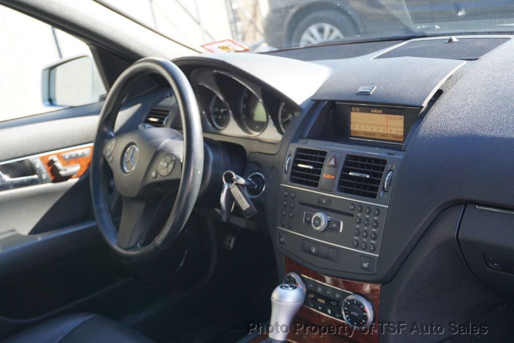 2011 Mercedes-Benz C-Class 4dr Sedan C 300 Sport 4MATIC - 22974491 - 15