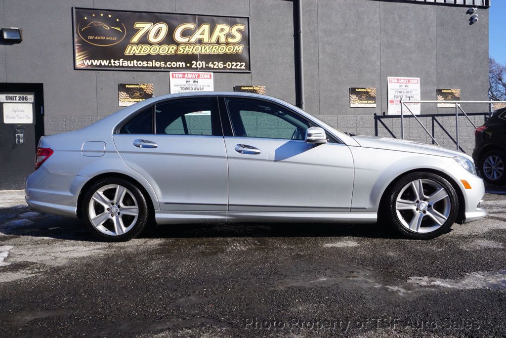2011 Mercedes-Benz C-Class 4dr Sedan C 300 Sport 4MATIC - 22974491 - 7