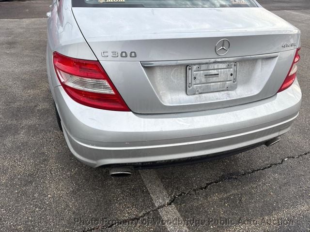 2011 Mercedes-Benz C-Class 4-MATIC - 22775789 - 4