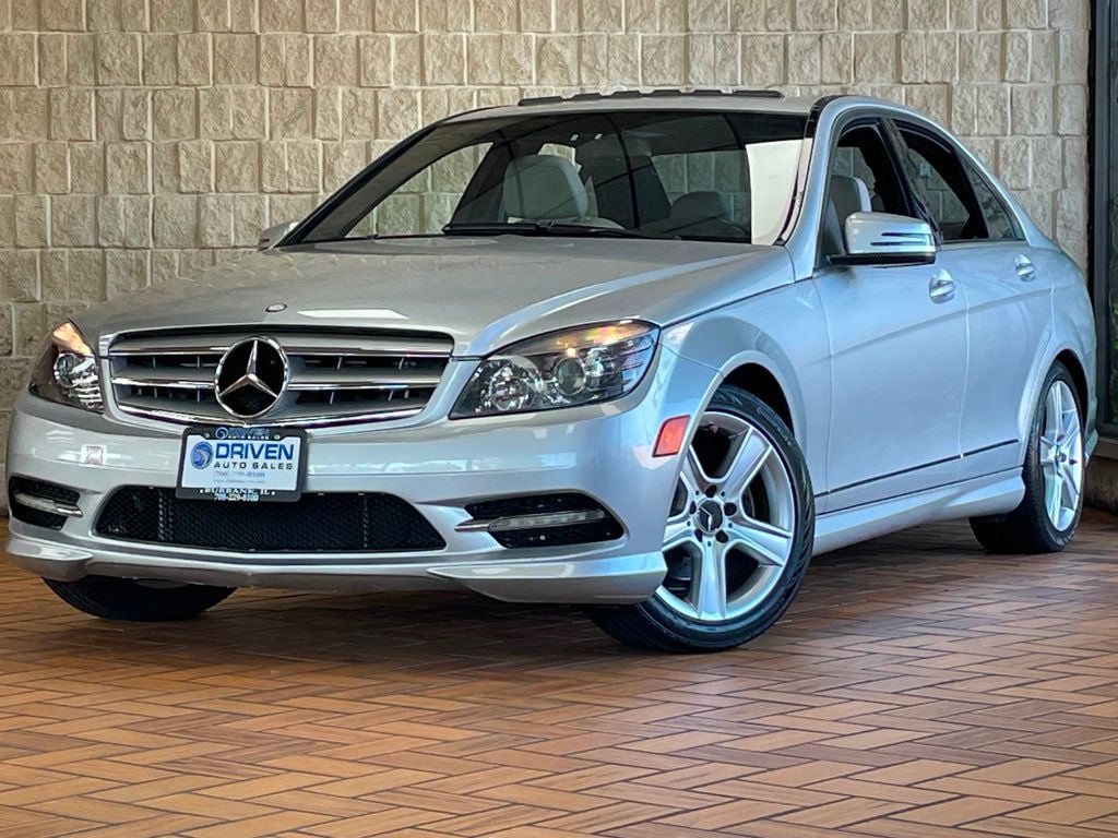 2011 Mercedes Benz C 300 Sedan photo 2