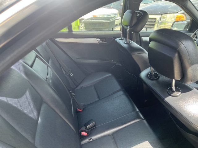 2011 Mercedes-Benz C-Class C300 - 23067779 - 3