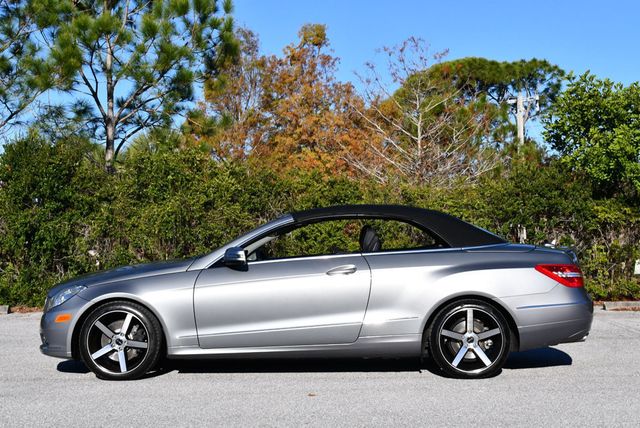 2011 Mercedes-Benz E-Class 2 Door Cabriolet E 350 RWD W/P1 Package and Navigation - 22969252 - 32