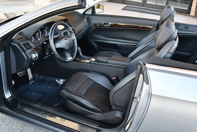 2011 Mercedes-Benz E-Class 2 Door Cabriolet E 350 RWD W/P1 Package and Navigation - 22969252 - 49
