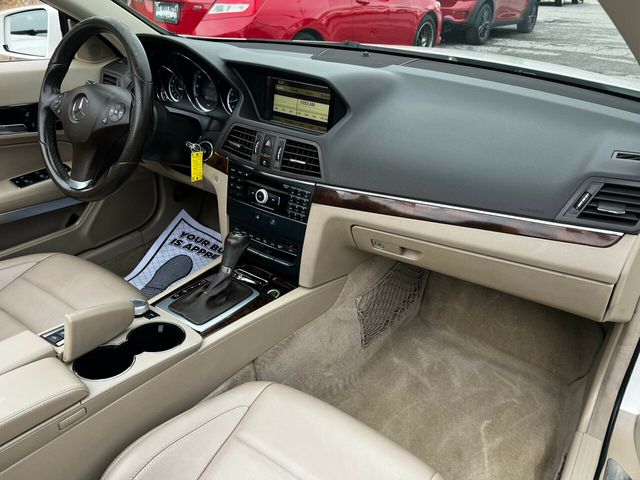 2011 Mercedes-Benz E-Class 2dr Cabriolet E 350 RWD - 21840239 - 16