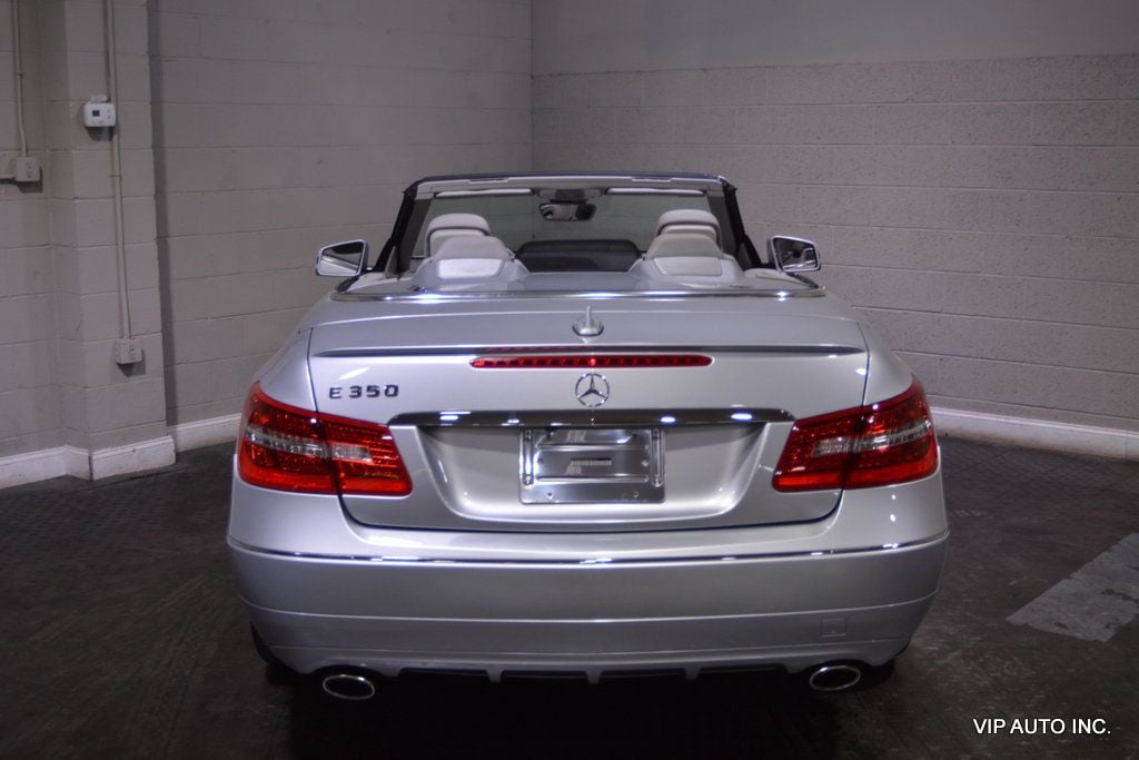 2011 Mercedes-Benz E-Class 2dr Cabriolet E 350 RWD - 22539174 - 13