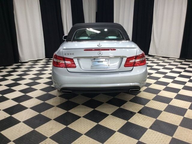 2011 Mercedes-Benz E-Class 2dr Cabriolet E 550 RWD - 22724377 - 4