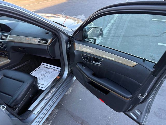 2011 Mercedes-Benz E-Class 4dr Sedan E 350 Luxury RWD - 23030921 - 19