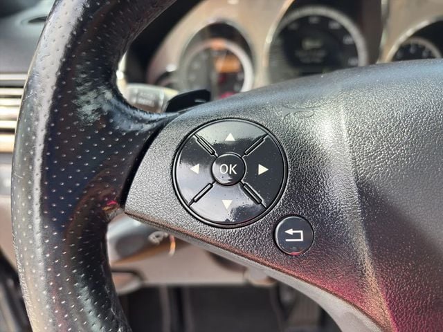 2011 Mercedes-Benz E-Class 4dr Sedan E 550 Sport RWD - 22992644 - 11