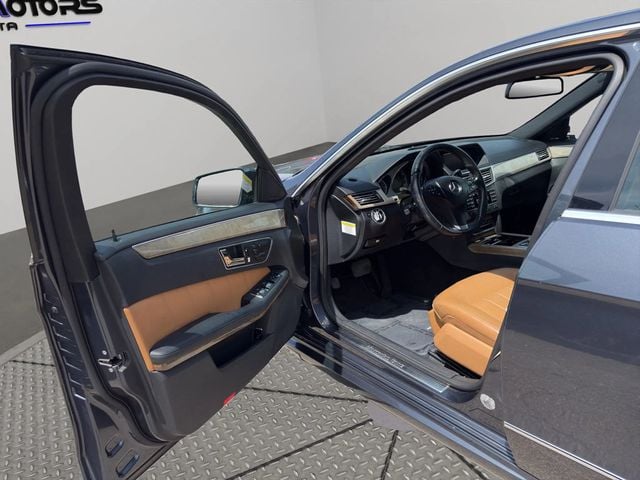 2011 Mercedes-Benz E-Class 4dr Sedan E 550 Sport RWD - 22992644 - 24