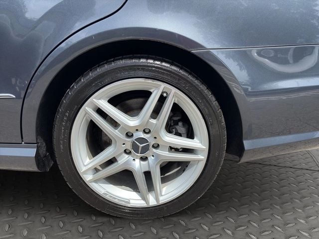 2011 Mercedes-Benz E-Class 4dr Sedan E 550 Sport RWD - 22992644 - 31