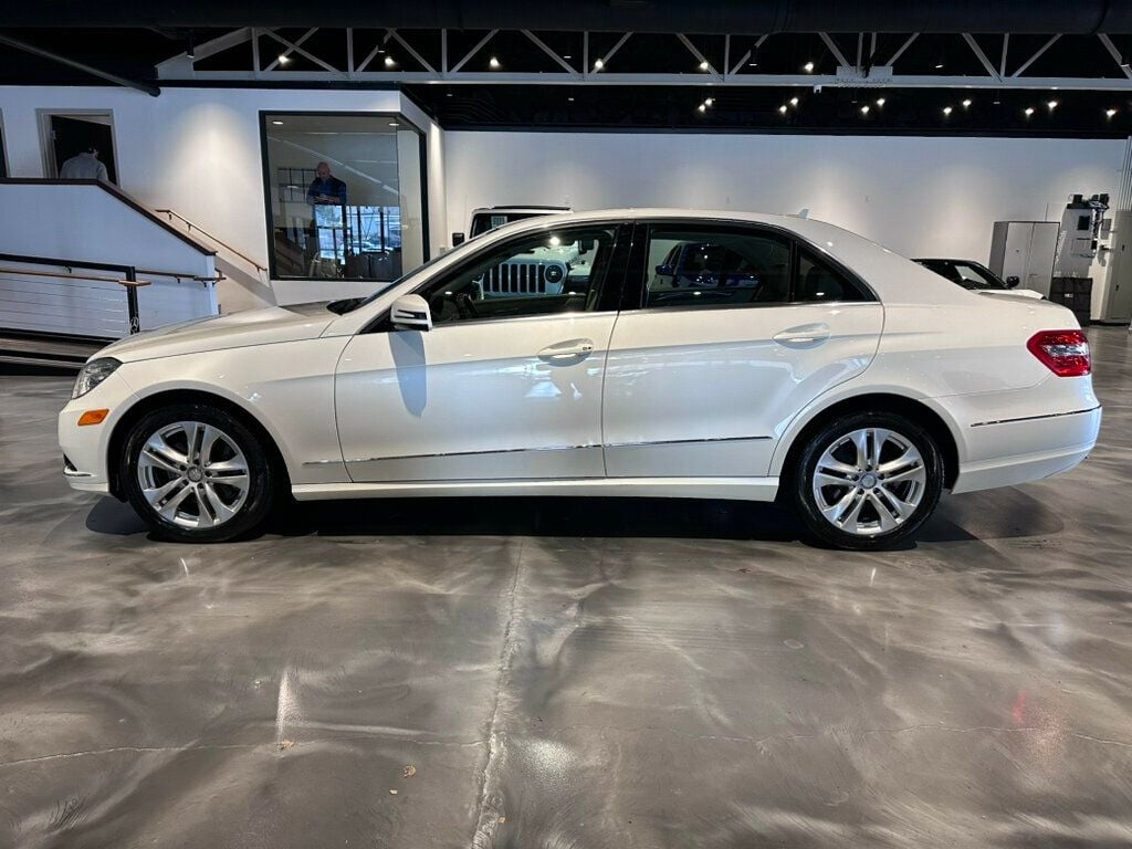 2011 Mercedes-Benz E-Class CleanCarfax1Owner!/LuxuryPkg/AWD/MoonRoof/BackUpCam/SportLinePkg - 22715672 - 1