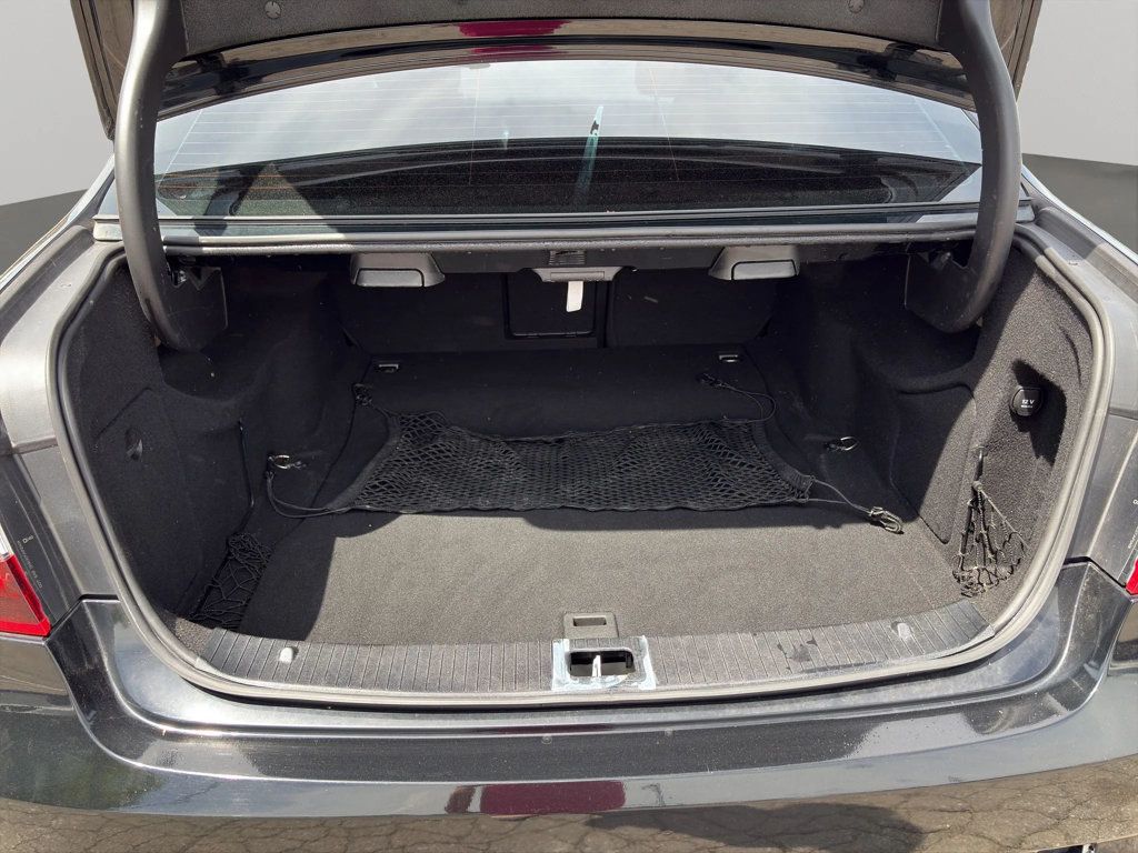 2011 Mercedes-Benz E-Class CLEAN CARFAX, PADDLE SHIFT, NAVI, WOODGRAIN, SUNROOF, HTD SEATS! - 22360289 - 25