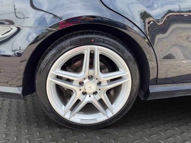 2011 Mercedes-Benz E-Class CLEAN CARFAX, PADDLE SHIFT, NAVI, WOODGRAIN, SUNROOF, HTD SEATS! - 22360289 - 28