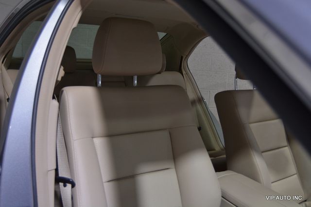 2011 Mercedes-Benz E-Class E 350 4dr Sedan E350 Luxury RWD - 22892223 - 13