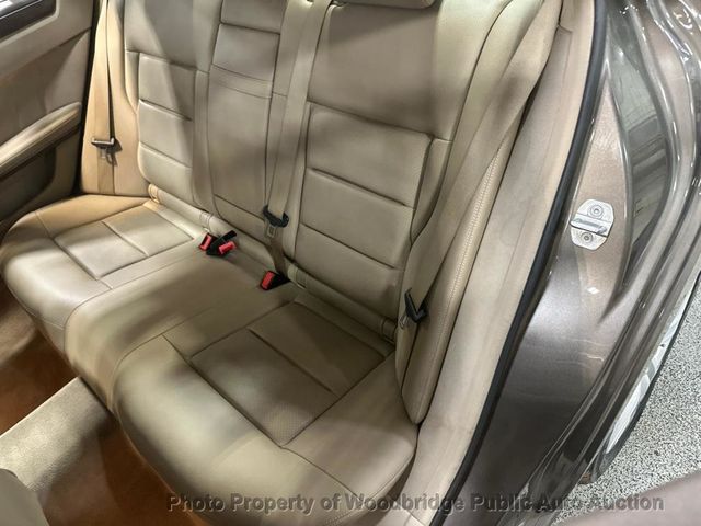 2011 Mercedes-Benz E-Class E 350 4dr Sedan E350 Sport 4MATIC - 22990913 - 10